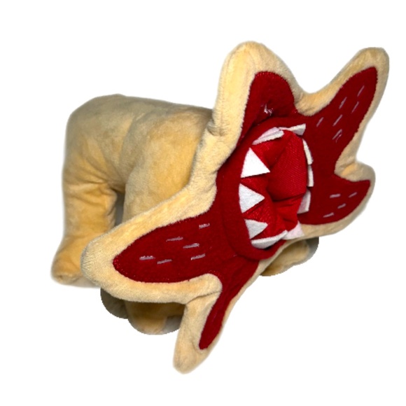 Stranger Things Other - Stranger Things Baby Demogorgon Plush